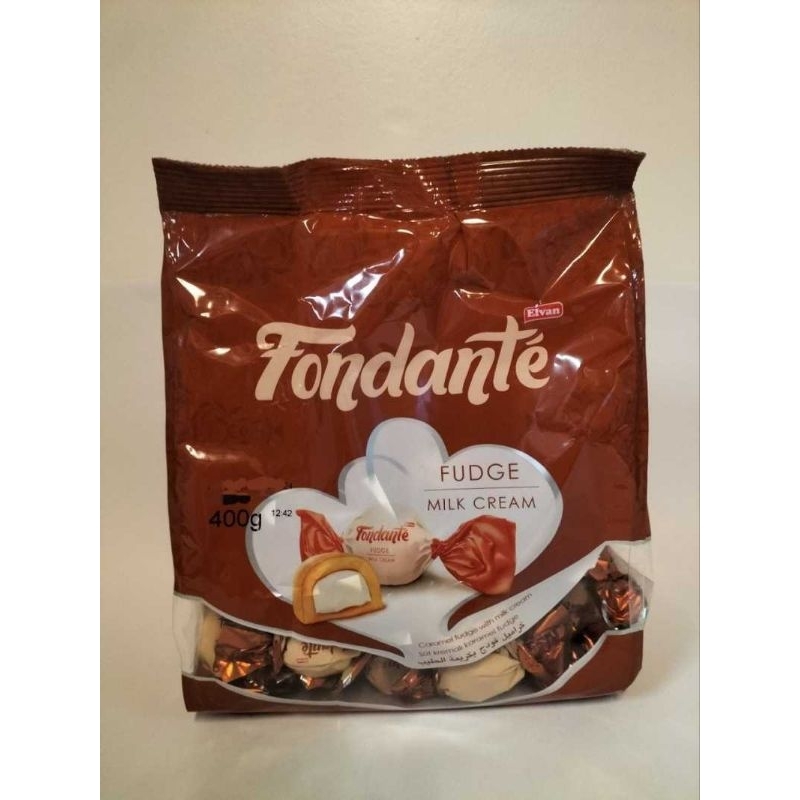 

Ay00! FONDANTE CHOCOLATE DARI TURKI 350 GRAM