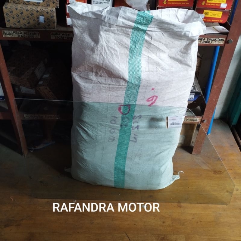 KACA PINTU DEPAN MITSUBISHI L300 LAMA-EURO 4 KTB ORIGINAL