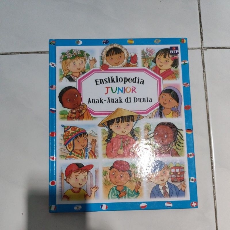(PRELOVED) ENSIKLOPEDIA JUNIOR ANAK-ANAK DI DUNIA