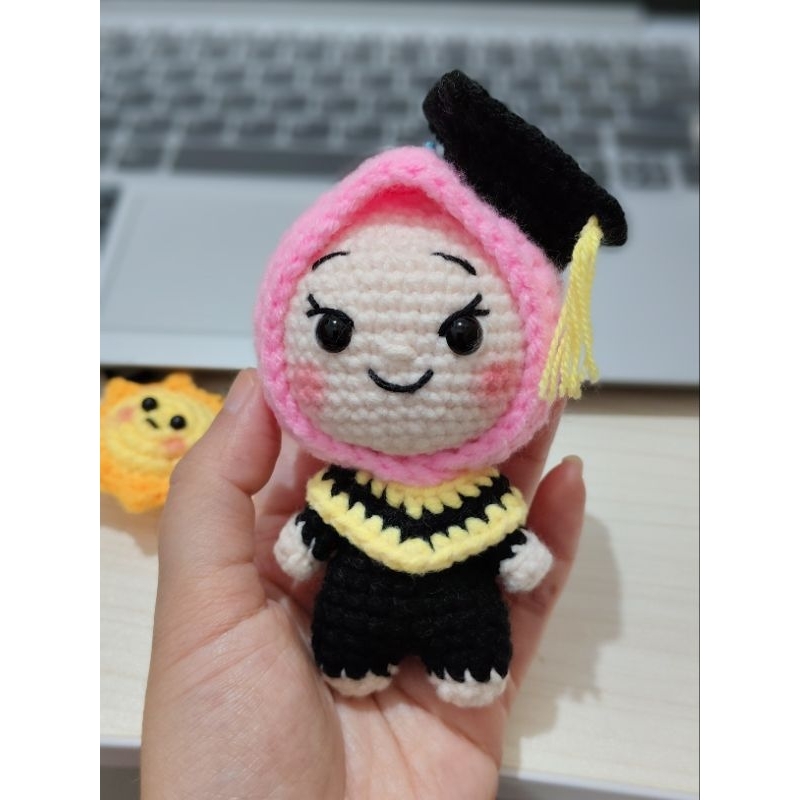 Amigurumi Graduation Doll
