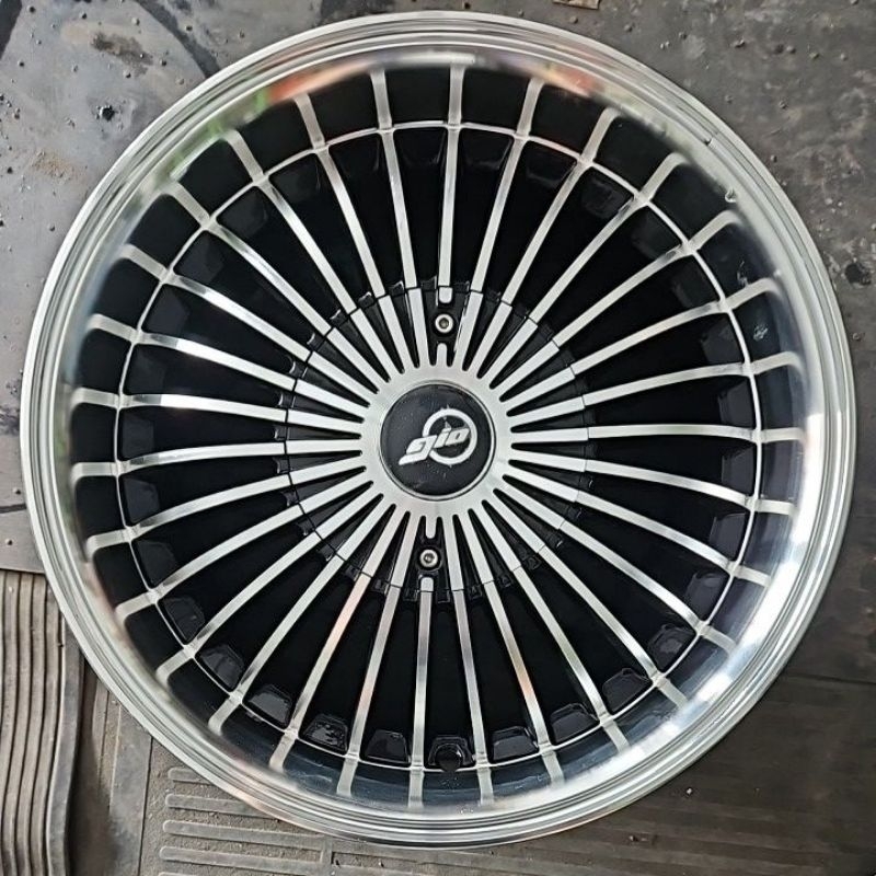 Velg R15 4x100 4x114,3 GIO