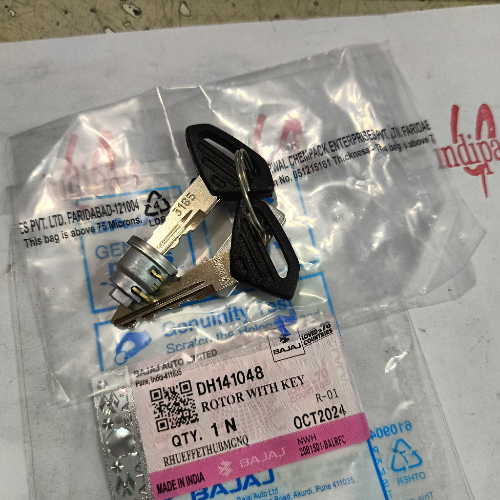 Anak kunci tutup tangki kunci tengki bensin bajaj pulsar 135 LS 180ug3 pulsar 200