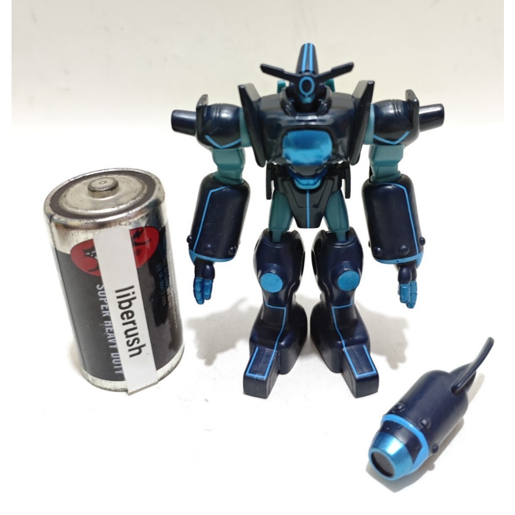 bandai ben 10 destroy all aliens retaliator action figure