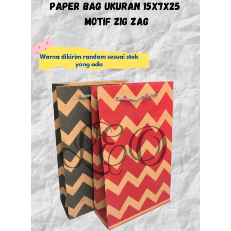 

Paperbag estetik murah motif Zig Zag Ukuran P15 L7 T25. warna dikirim random