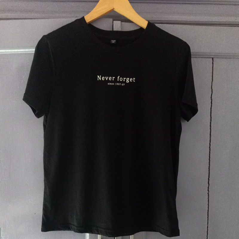 PRELOVED KAOS YISHION