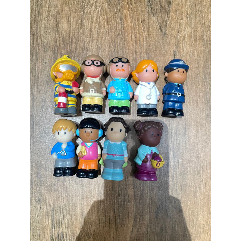FIGUR HAPPYLAND ELC PROFESI DOKTOR,Fireman,police,prince,pilot