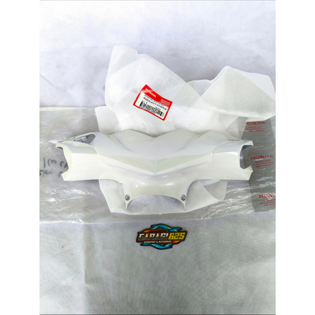 53205-KVY-910PFW cover batok kepala depan honda beat karbu putih original AHM