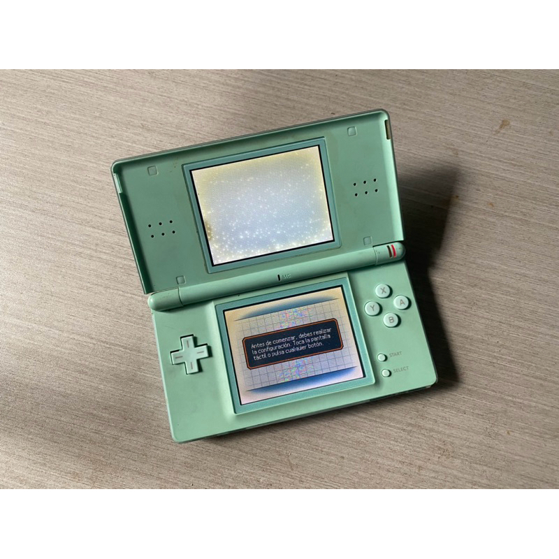 Nintendo DS Lite