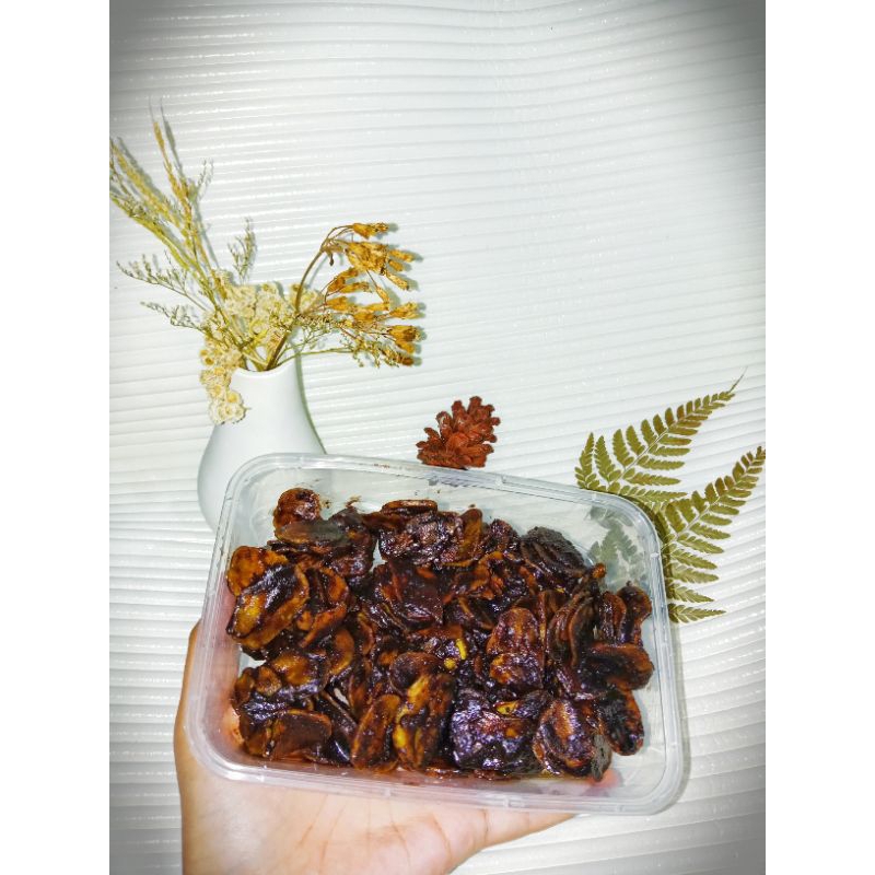 

keripik pisang lumer berat isi 250 gr, thinwal ukuran 750 ml