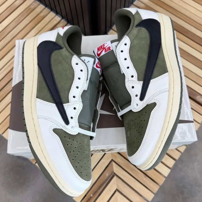 Travis Scott Medium Olive 100% Original Materials