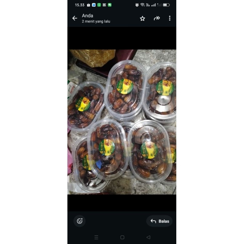 

kurma Tunisia setengah matang