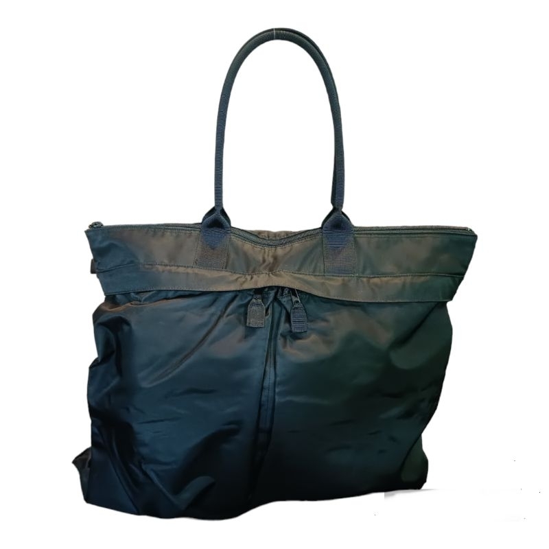 #W018-- Banana Republic tote bag, black nylon. Ringan, stylish, muat banyak.Original