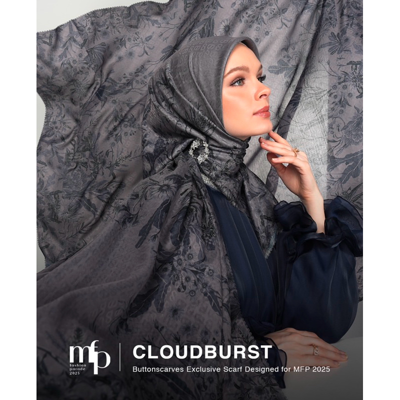 Buttonscarves - limited Edition - MFP - Modinity Fashion Parade- Farra Prayer Robe - Farra Hampers