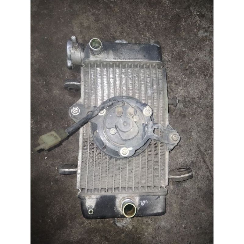 radiator radiator pendingin  r15v2 R15 v2 Yamaha r 15 ori lepasan