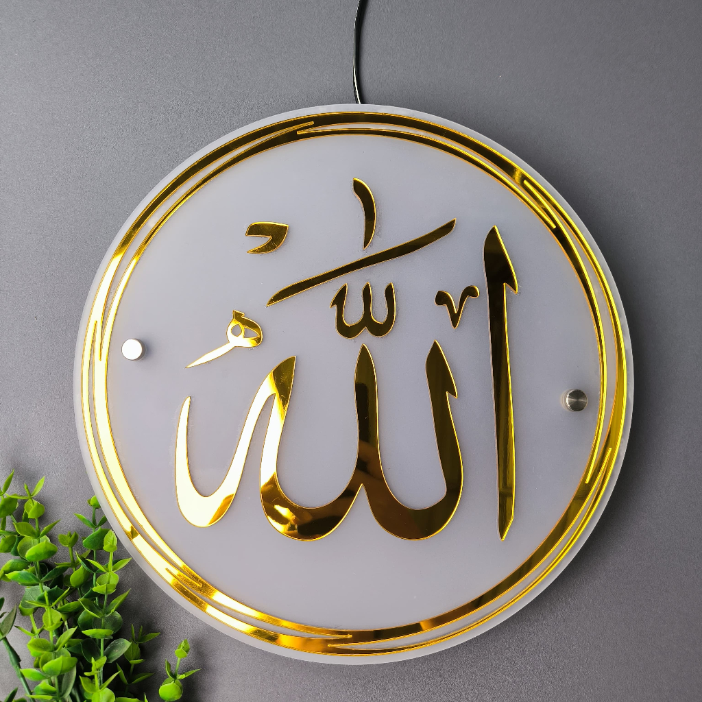 Kaligrafi Akrilik Gold Timbul Lampu LED Akrilik Snow Background Diameter 50cm