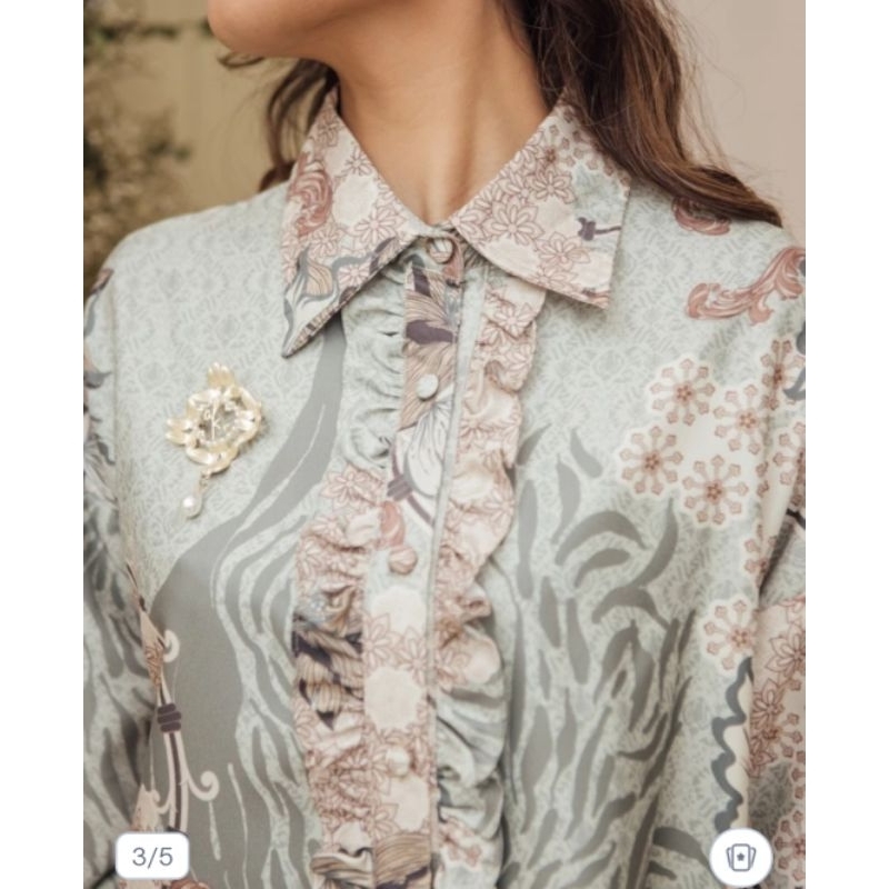 preloved nada tunik size xs-s by wearing klamby