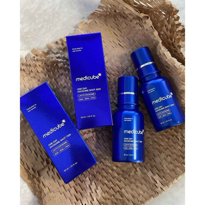 Medicube One Day Serum Ampoule Pori 30 ml dengan Teknologi Eksosom untuk Kulit Halus Exosome Shot Po