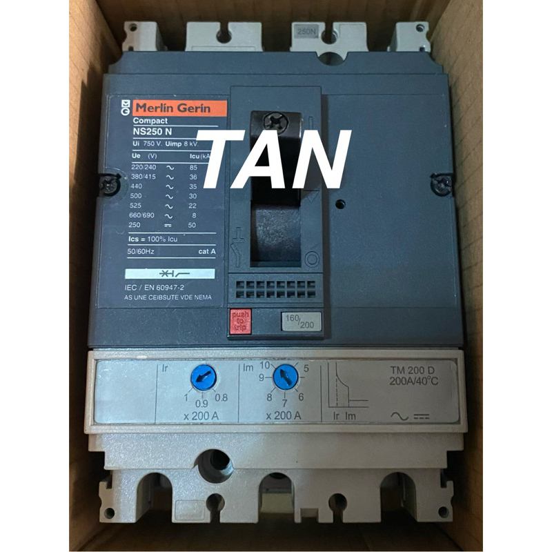 MCCB NS160N 3P 160A/125A MERLIN GERIN