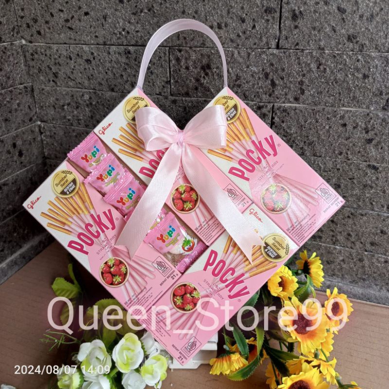 

[ Bisa COD ] Pocky Strawberry Love Pita + Yupi// Pocky 21g