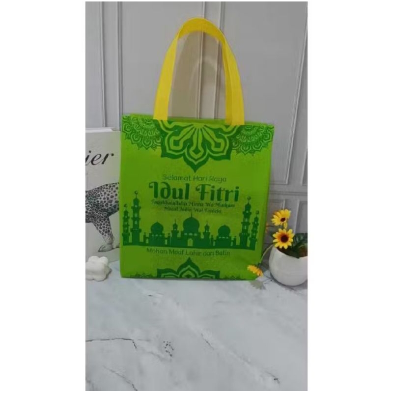 

Tas Hampers Lebaran
