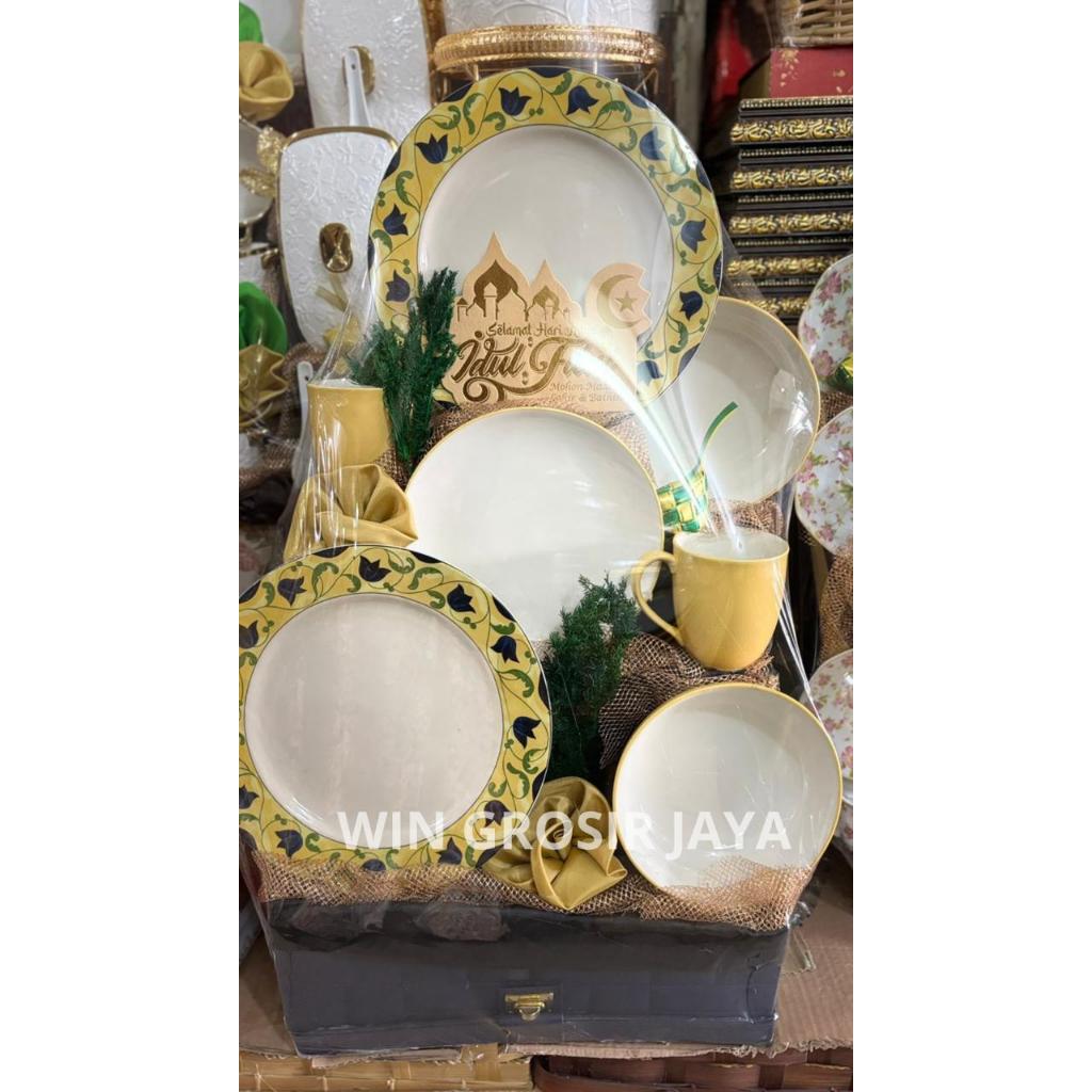 

Hampers Parcel Lebaran Set Premium Peralatan Makan / Set Gift Ramadhan / Hampers Pecah Belah