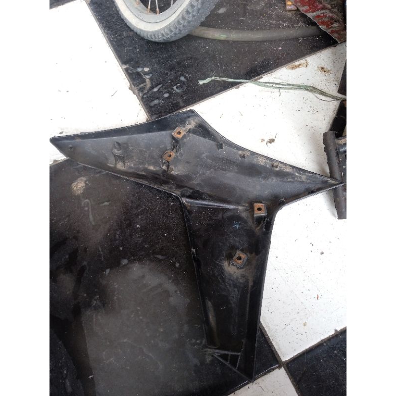 sayap Vixion new facelift original