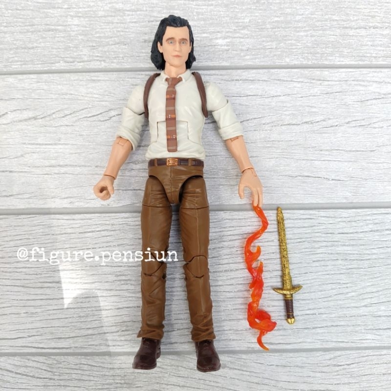 MARVEL LEGENDS LOKI TV SERIES TESSERACT HASBRO ACTION FIGURE ORIGINAL