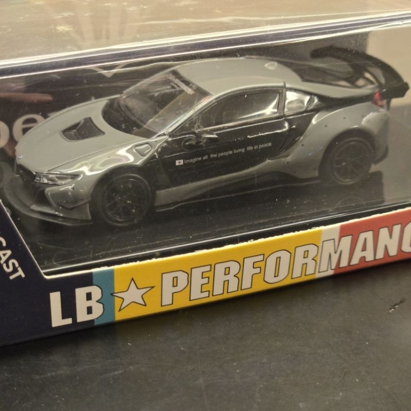 Para64 1/64 BMW I8 LBWK