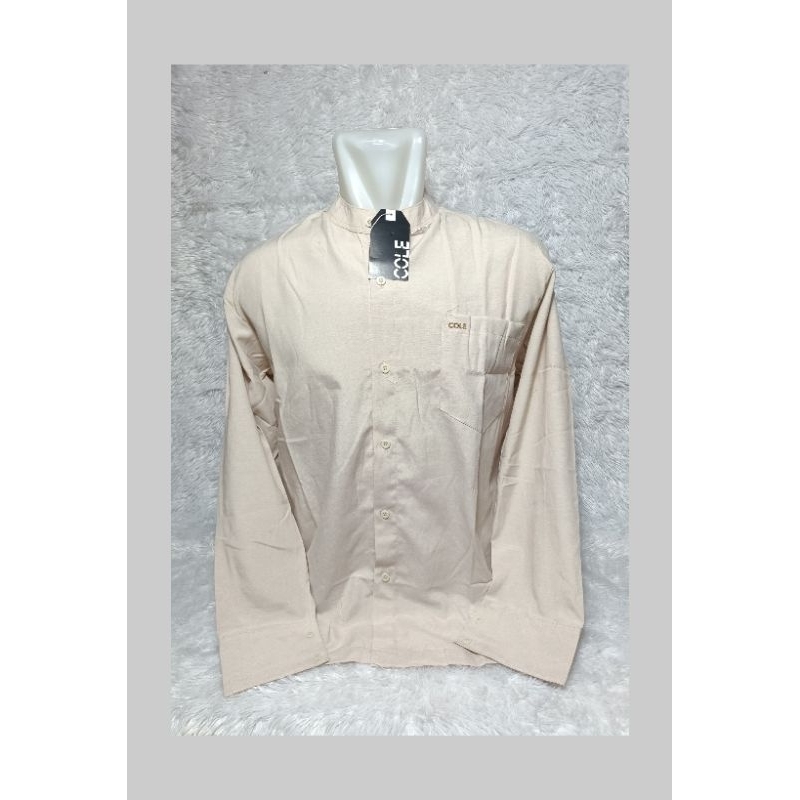 Koko lengan panjang Cole