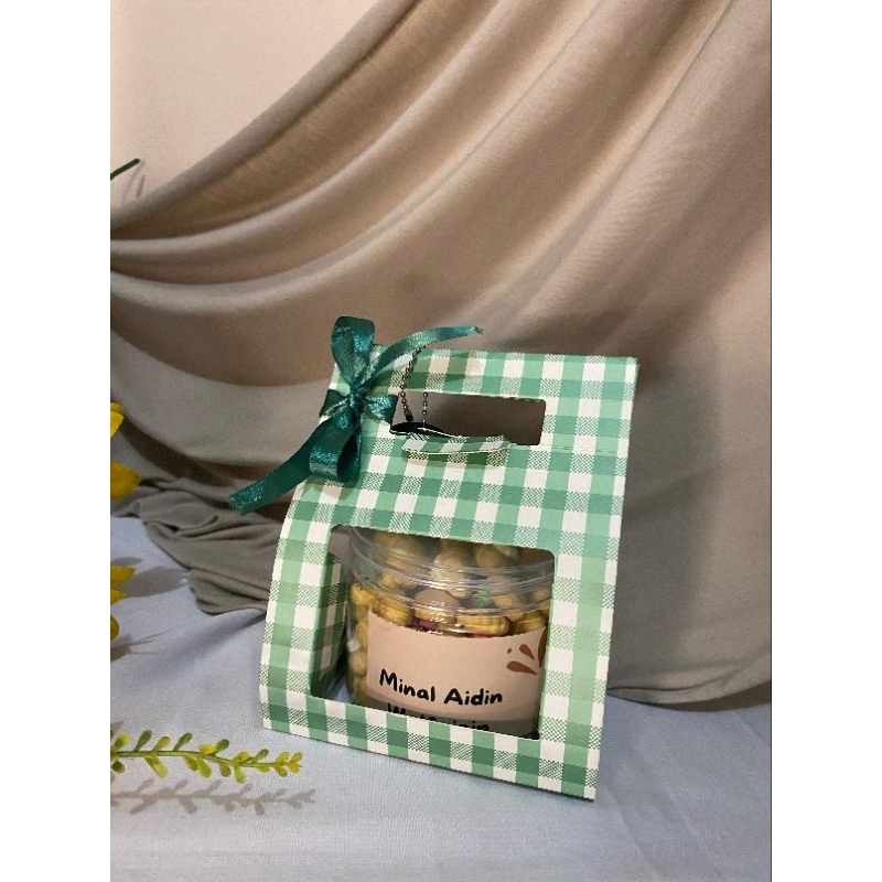 

HAMPERS LEBARAN 20 RIBUAN KOTAK TARTAN 1JAR