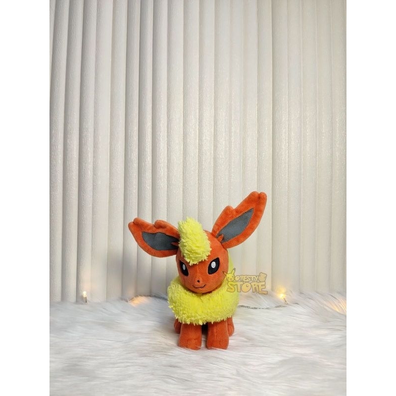 Boneka Pokemon Flareon - Pokemon Center