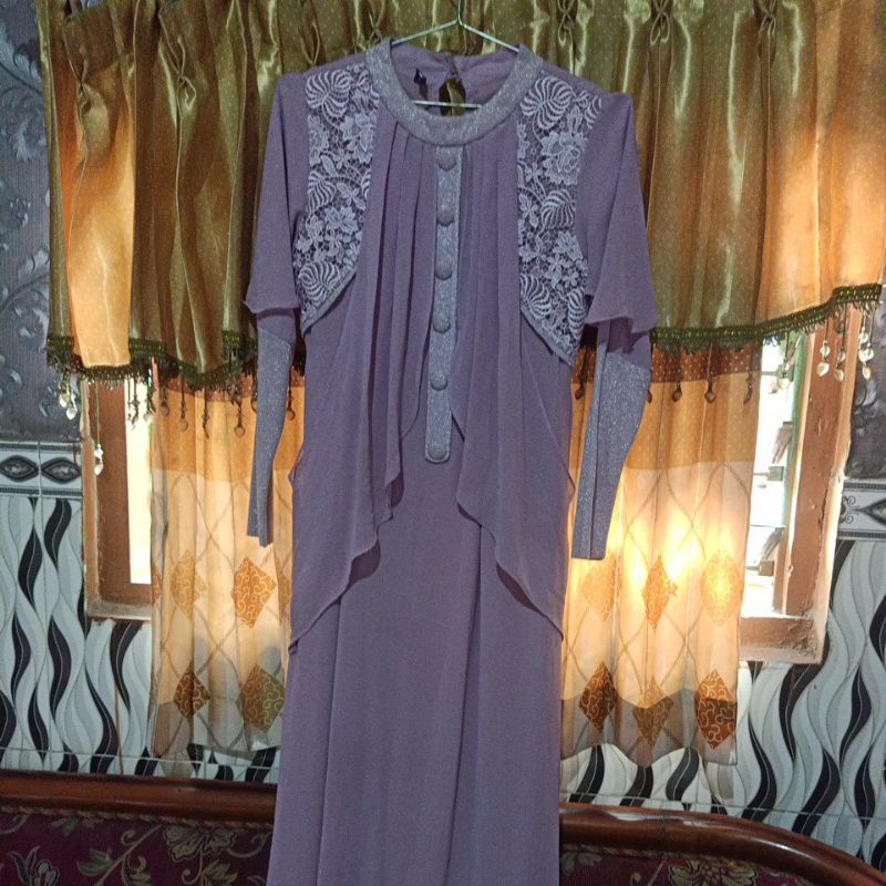 Preloved Display GAMIS Pesta Butik