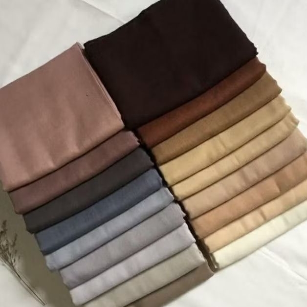 HIJAB PARIS JADUL VARISHA RED ROSE