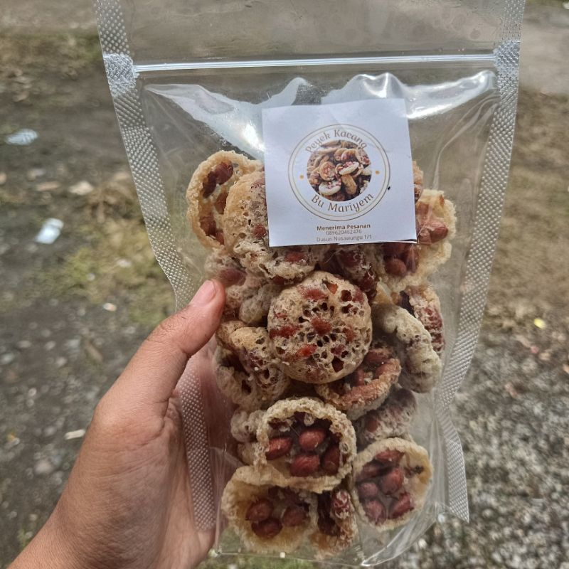 

Peyek kacang peyek koin peyek kacang bulat bu Mariyem