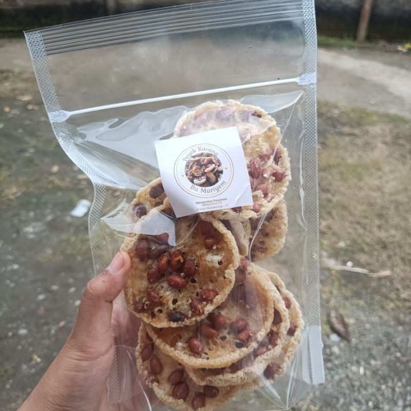 

Peyek kacang peyek kacang tanah peyek kacang koin peyek kacang bulat peyek kacang oyot