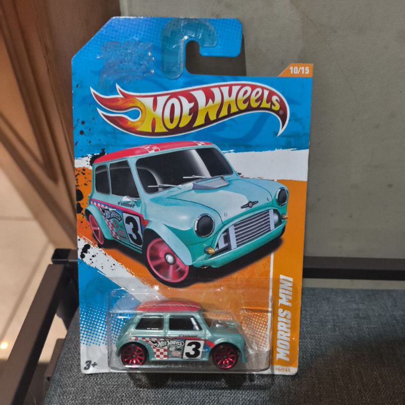 Hot Wheels Morris Mini Track Stars 2011 Biru Muda Blue Roll Bar