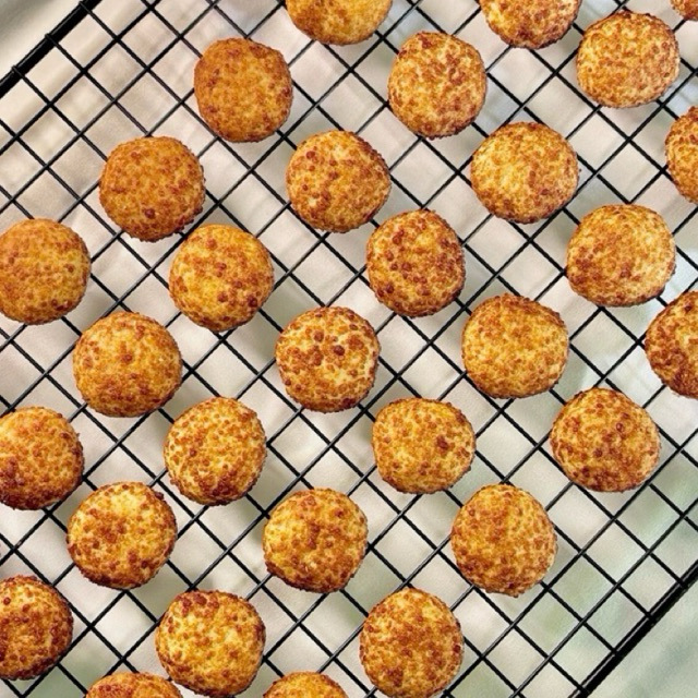

Palm Cheese Cookies