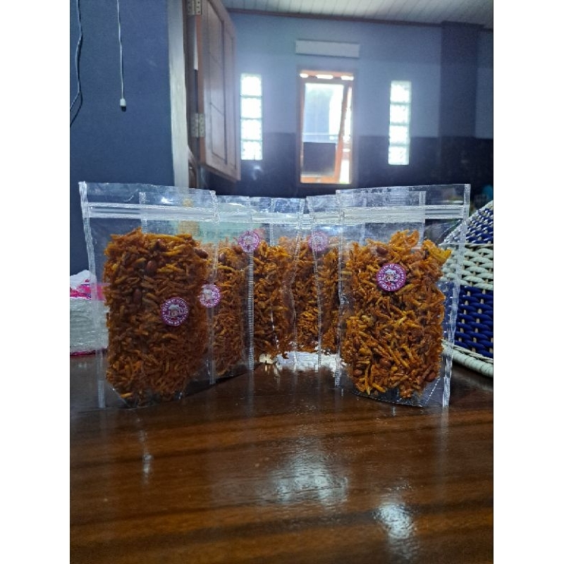 

PISANG MUSTOPA KACANG 100g
