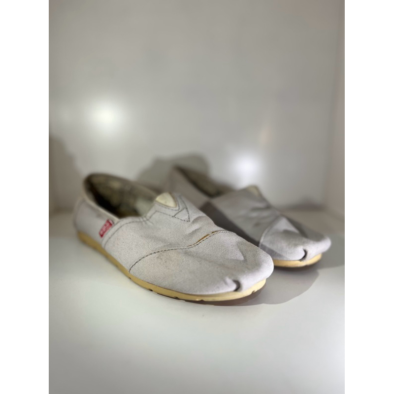 preloved wakai abu wanita