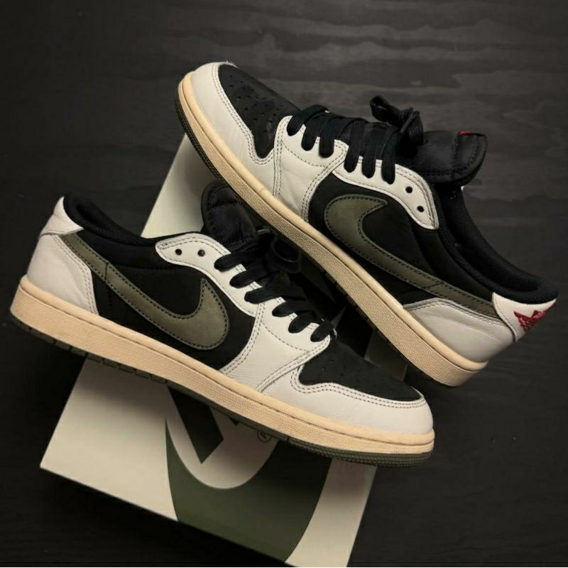 Jordan 1 Low Travis Scott Olive
