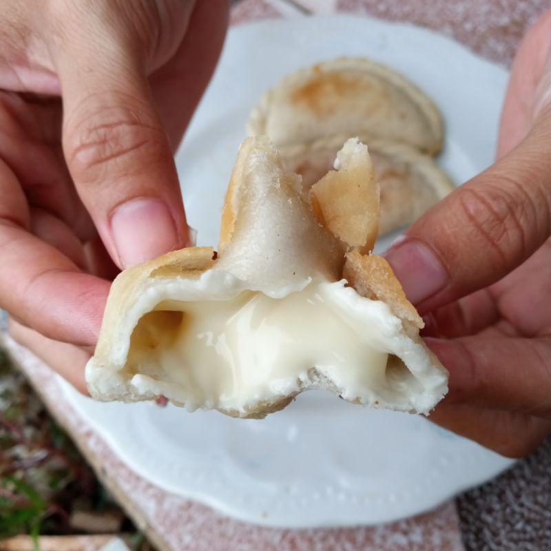 

cireng isi keju lumer isi 12pcs