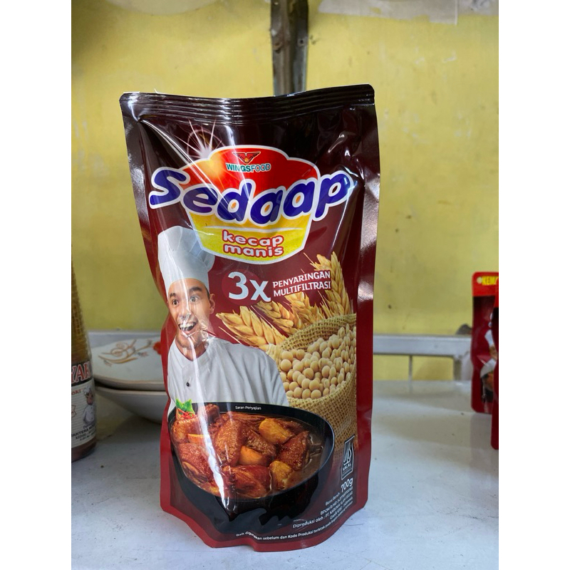

Kecap manis Sedaap 700 ml kemasan refill
