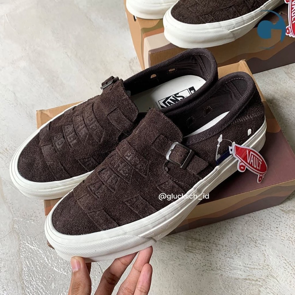 Vans Vault, X Taka Hayashi Style 47 Huarache (Hairy Suede) After Dark