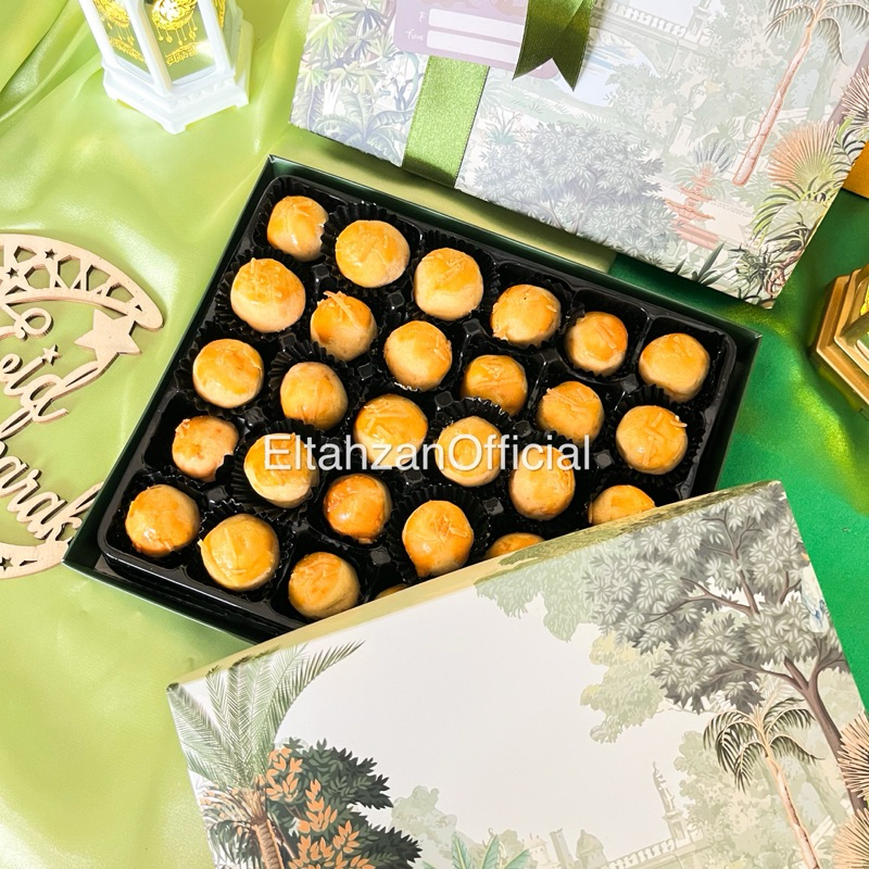 

Hampers Kue Kering Nastar Premium / Hampers Lebaran Hadiah Idul Fitri / Hampers Kue Kering
