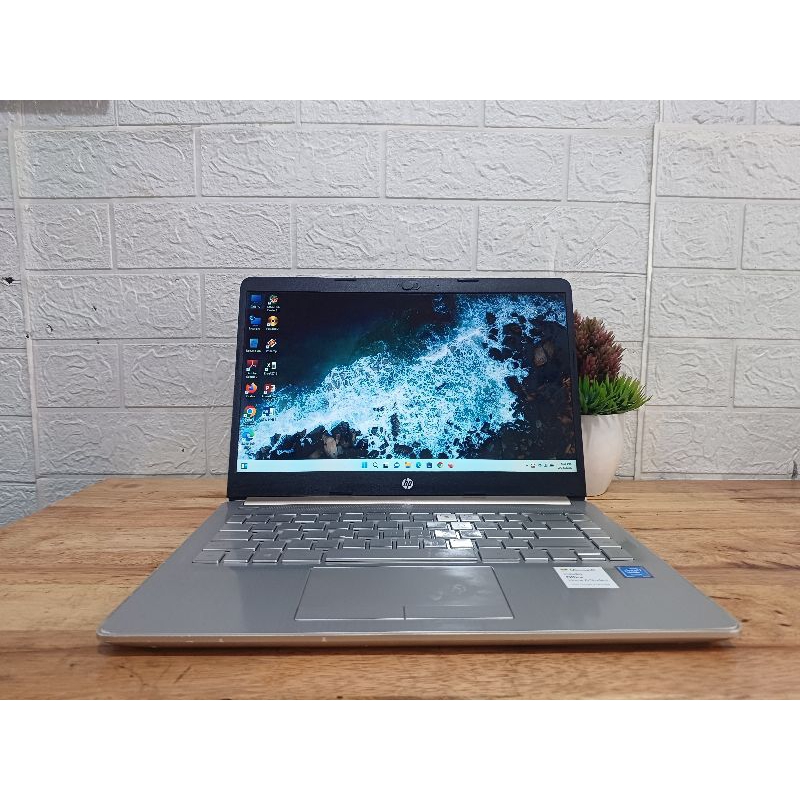 Laptop Hp Second.Laptop Hp 14s-cf2xxx,Intel Celeron N4020,Ram 4,Ssd 480Gb.