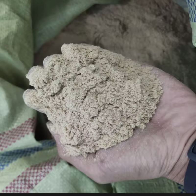 Bekatul dedak katul halus selep giling padi pakan hewan ternak 1 kg