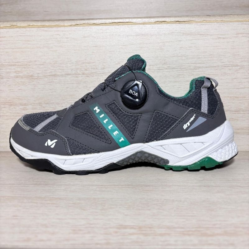 SEPATU TRACKING / HIKING MILLET BOA SYSTEM / TALI PUTAR SECOND ORIGINAL