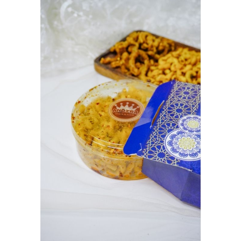 

Hampers//ramadhan//isi//satu//toples//mika