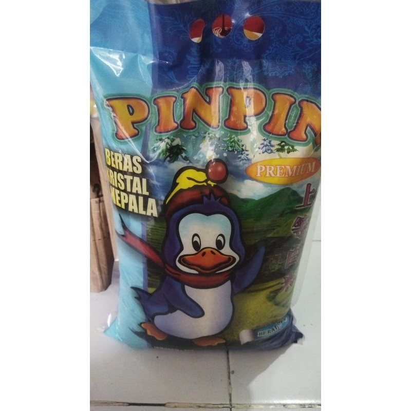 

beras premium, minyak goreng, gula dan aneka sembako