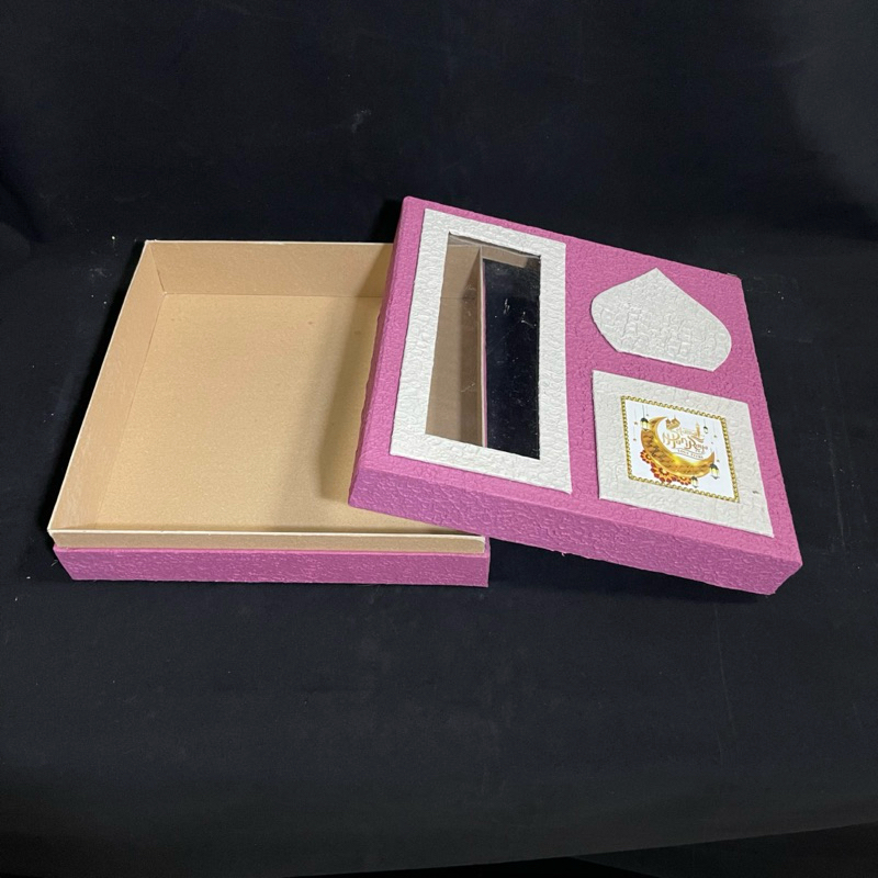 box hampers lebaran hard box premium isi 4 toples bulat ukuran 500gram